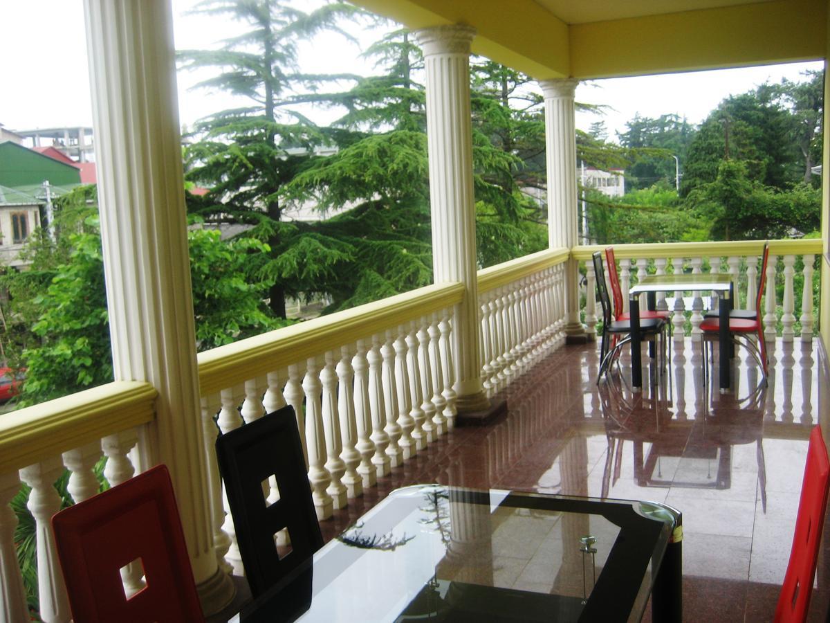 George'S House Hotel Kobuleti Exterior photo