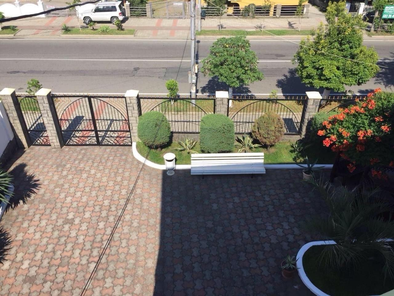 George'S House Hotel Kobuleti Exterior photo